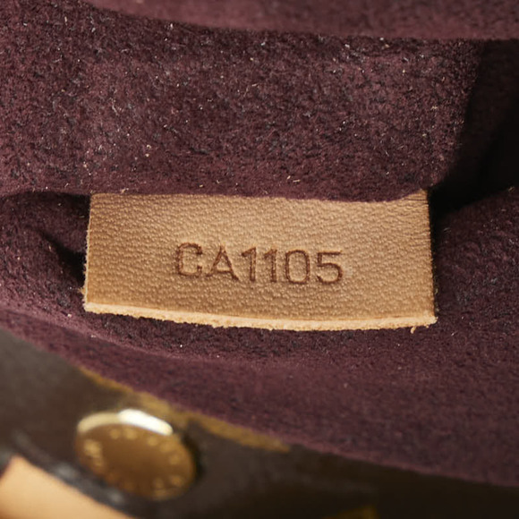 LOUIS VUITTON Brown Monogram Leather Shoulder Bag - Picture 12 of 13